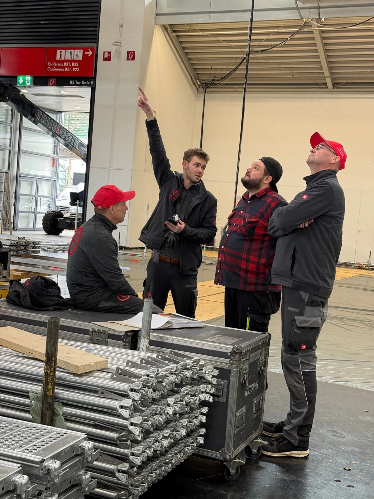Briefing before the first move